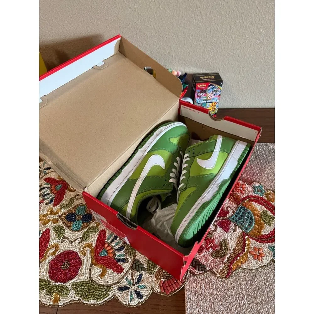Nike Dunk Low Retro Chlorophyll White Vivid Green Oil Matcha Gorge SB DJ6188 300